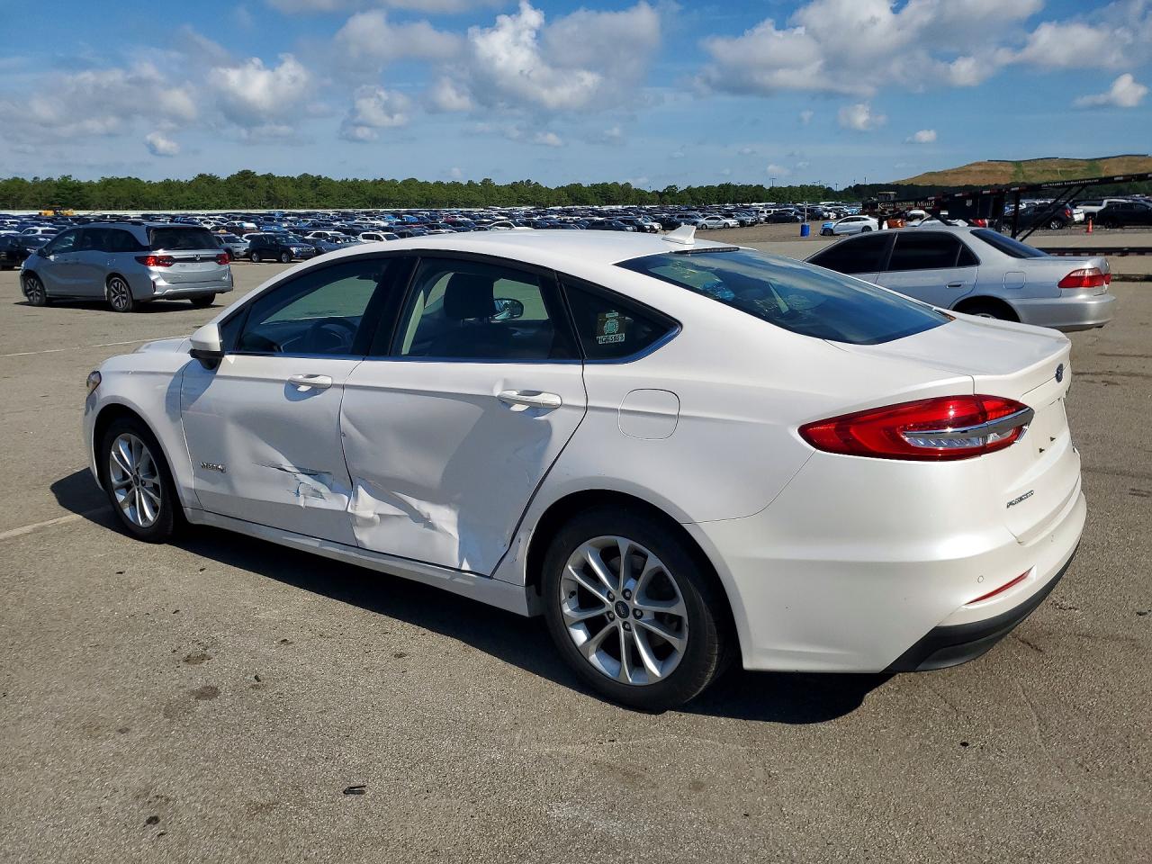 2019 FORD FUSION SE — снимка 2