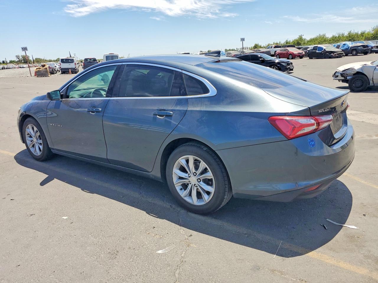 2019 CHEVROLET MALIBU LT — снимка 2