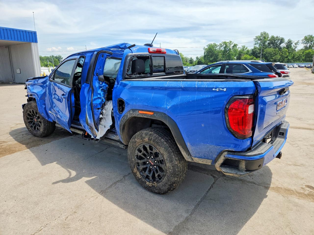 2026 GMC CANYON ELEVATION — снимка 2