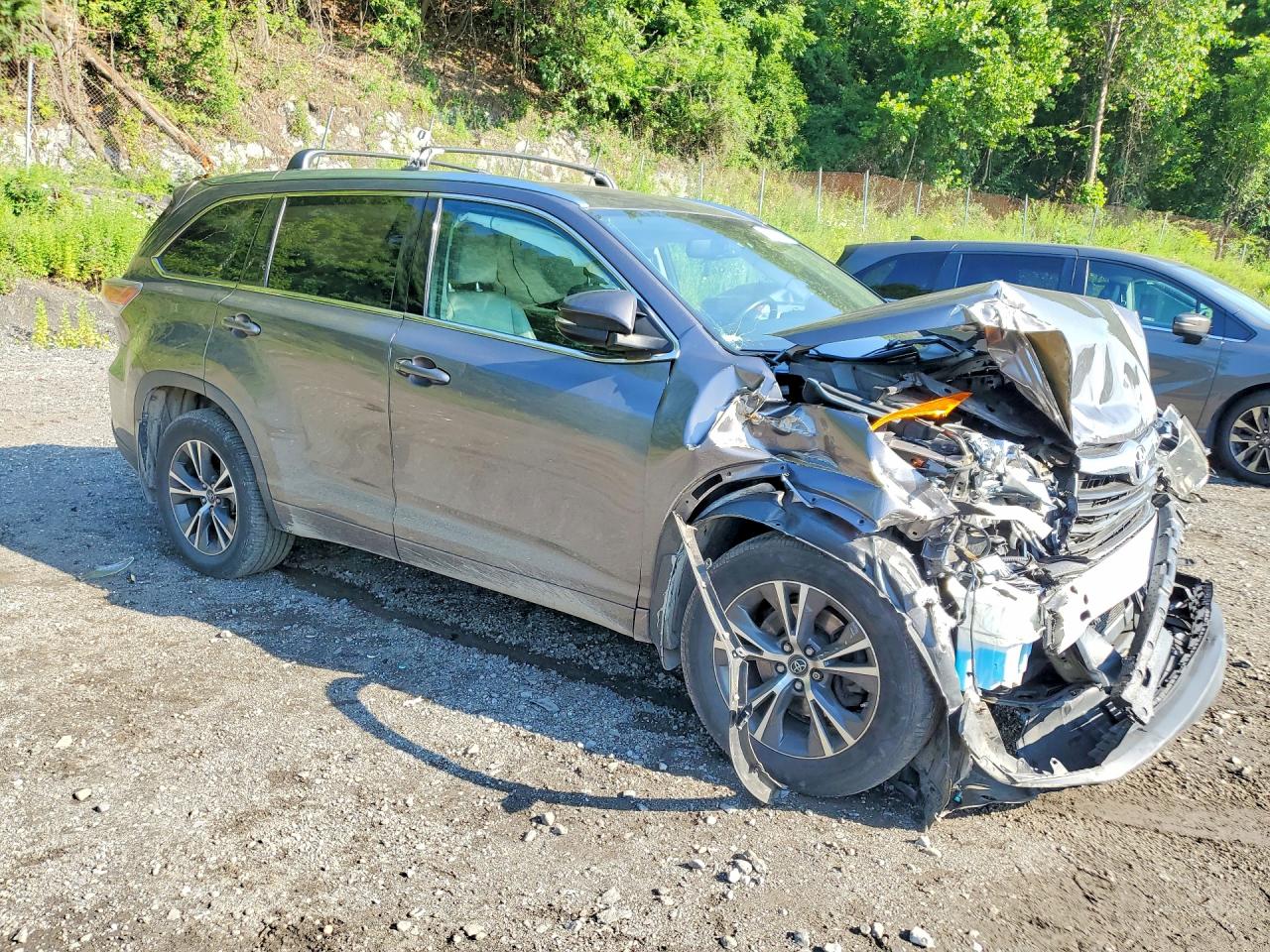 2016 TOYOTA HIGHLANDER XLE — снимка 4