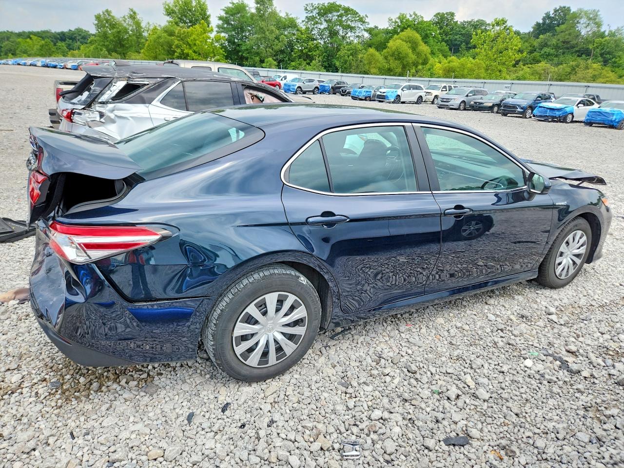 2018 TOYOTA CAMRY LE — снимка 3