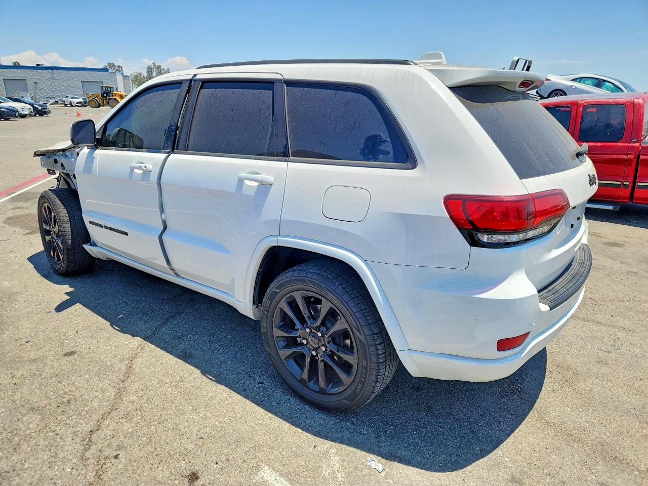 2019 JEEP GRAND CHEROKEE LAREDO — снимка 2