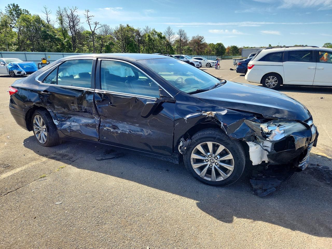 2016 TOYOTA CAMRY XLE — снимка 4