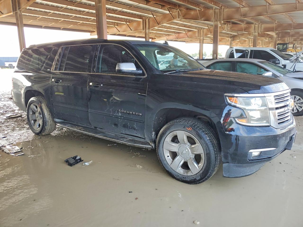 2015 CHEVROLET SUBURBAN — снимка 4