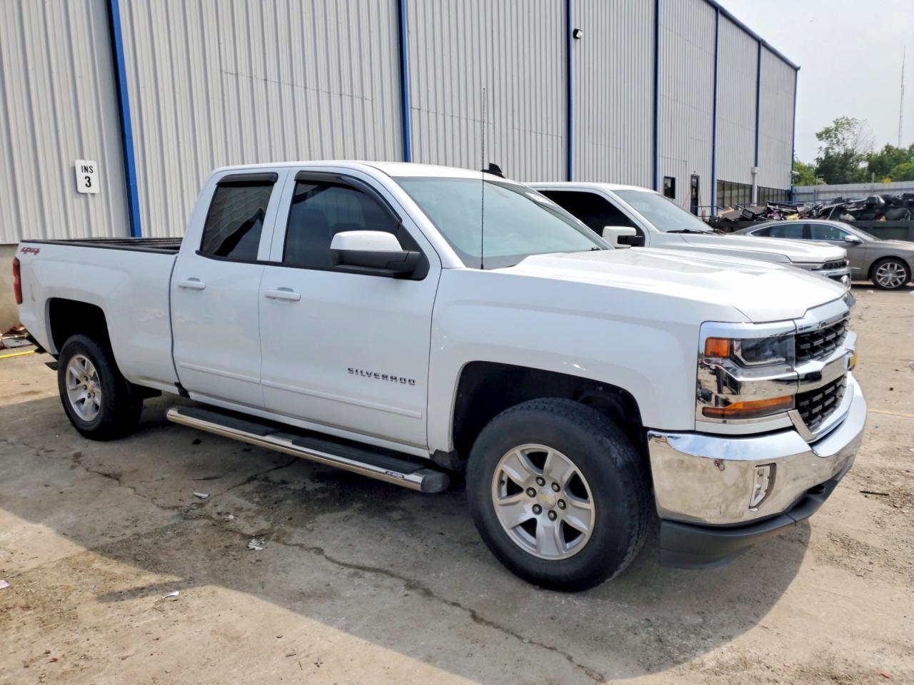 2016 CHEVROLET SILVERADO K1500 LT — снимка 4