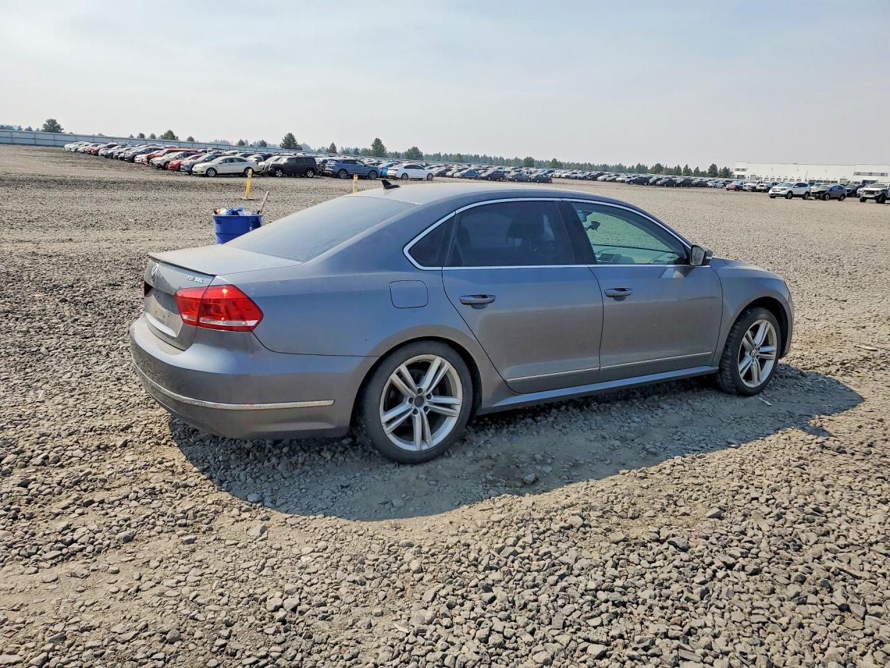 2015 VOLKSWAGEN PASSAT SEL — снимка 3