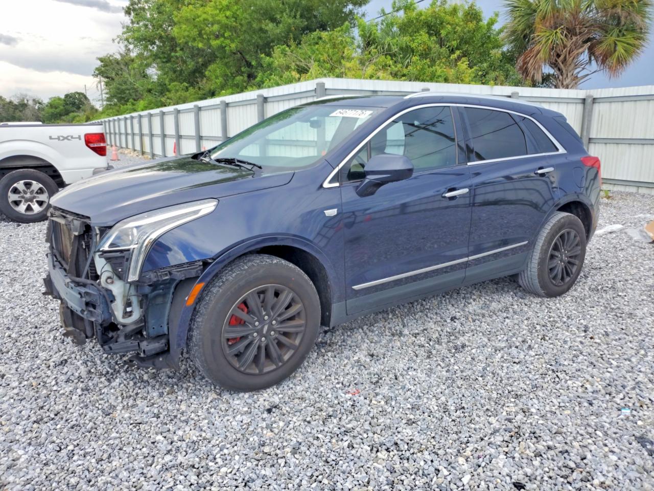 2017 CADILLAC XT5
