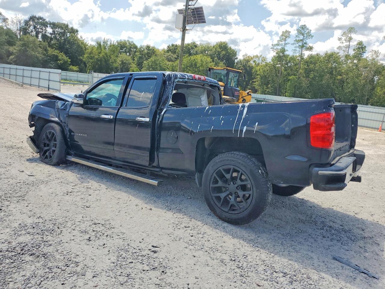 2015 CHEVROLET SILVERADO K1500 LT — снимка 2