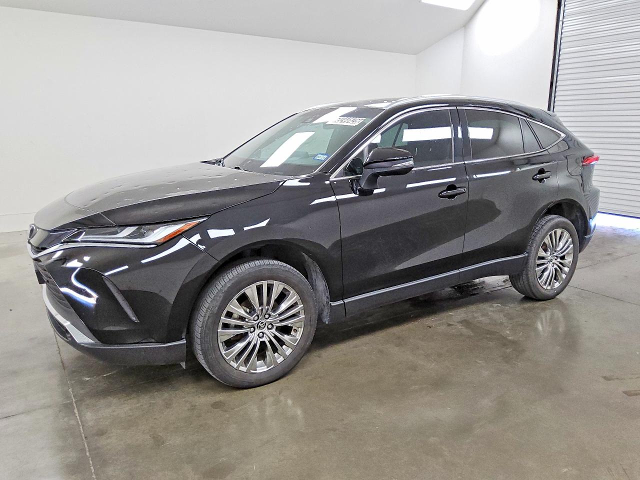 2024 TOYOTA VENZA XLE