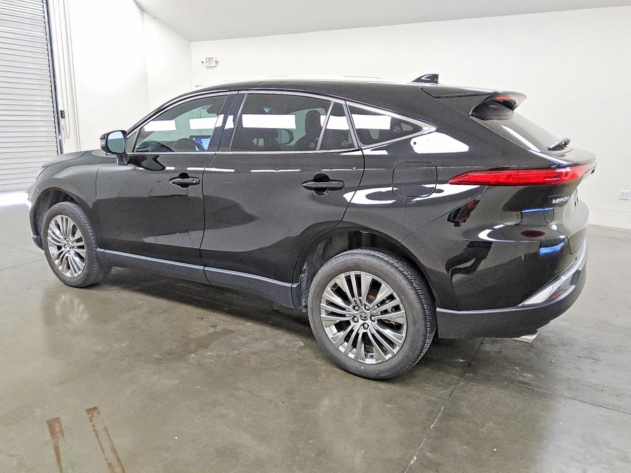 2024 TOYOTA VENZA XLE — снимка 2
