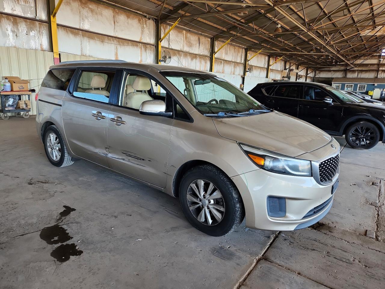 2015 KIA SEDONA LX — снимка 4