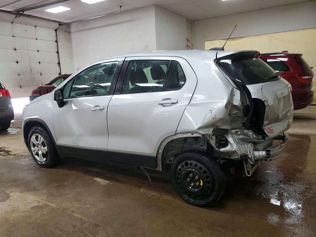 2017 CHEVROLET TRAX LS — снимка 2