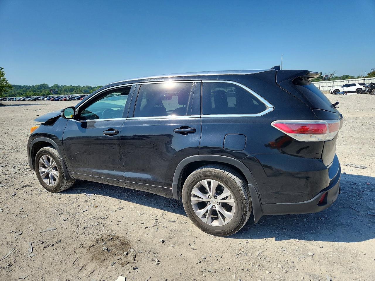 2015 TOYOTA HIGHLANDER XLE — снимка 2