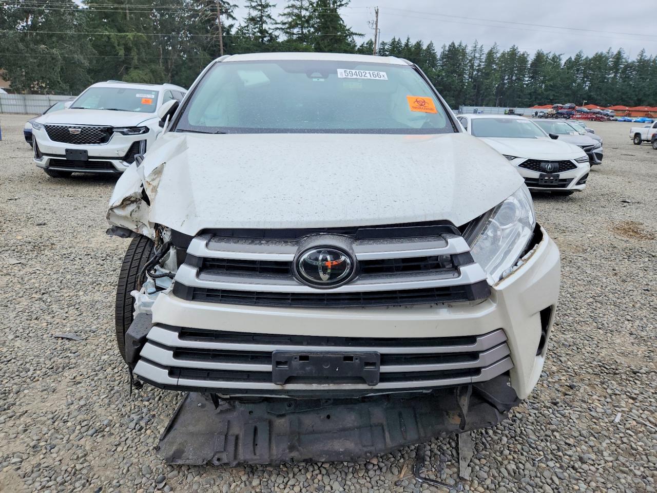 2017 TOYOTA HIGHLANDER LE — снимка 5