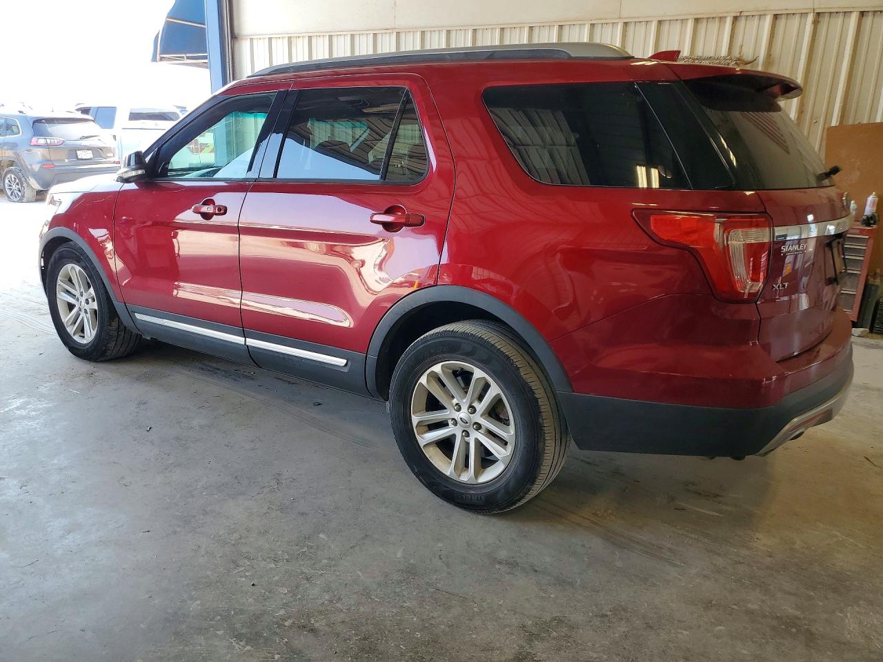 2016 FORD EXPLORER XLT — снимка 2
