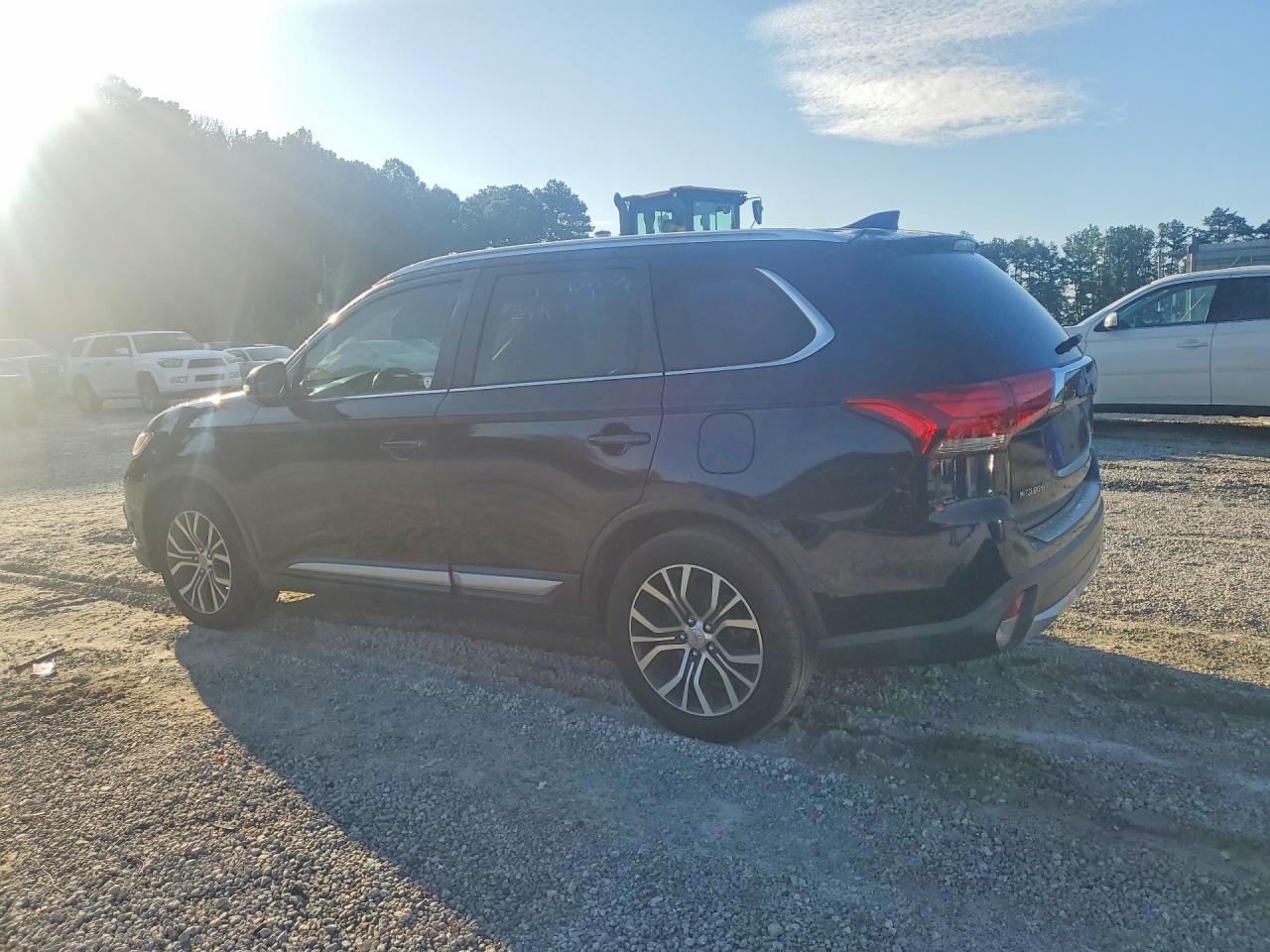 2018 MITSUBISHI OUTLANDER SE — снимка 2