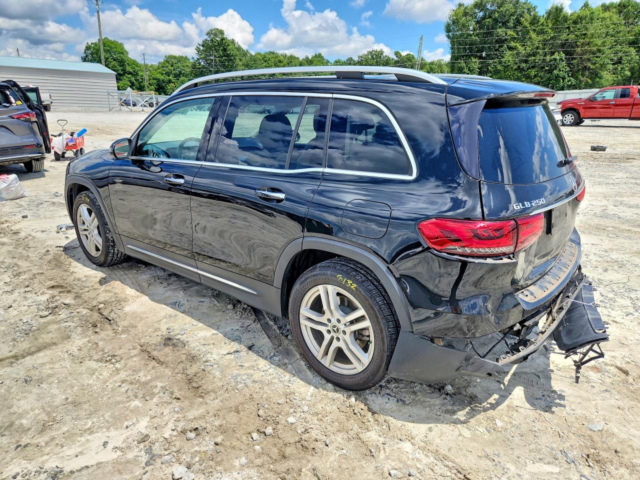 2020 MERCEDES-BENZ GLB — снимка 2