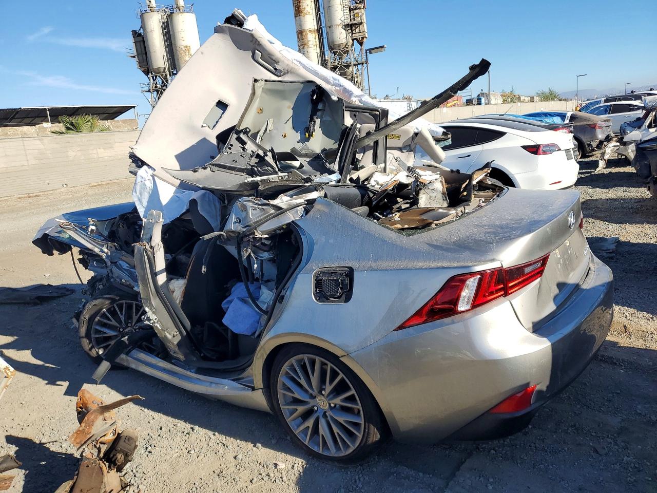 2015 LEXUS IS 250 — снимка 2