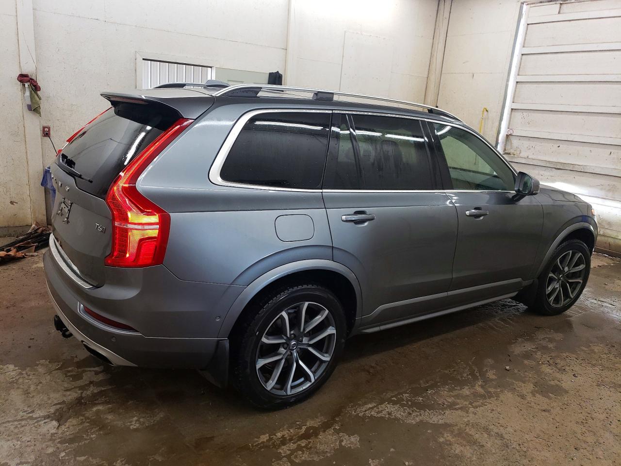 2017 VOLVO XC90 T6 — снимка 3