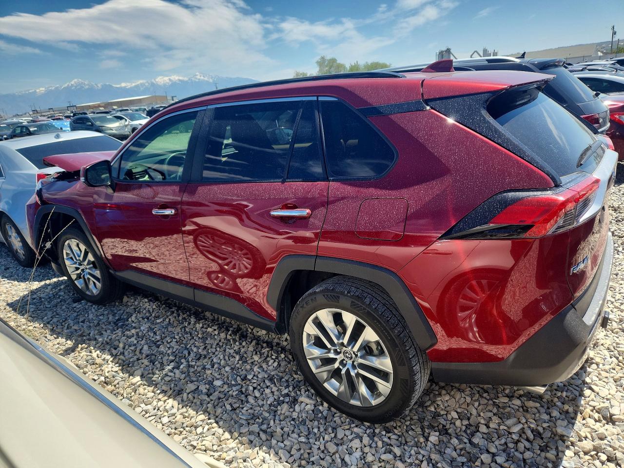 2019 TOYOTA RAV4 LIMITED — снимка 2
