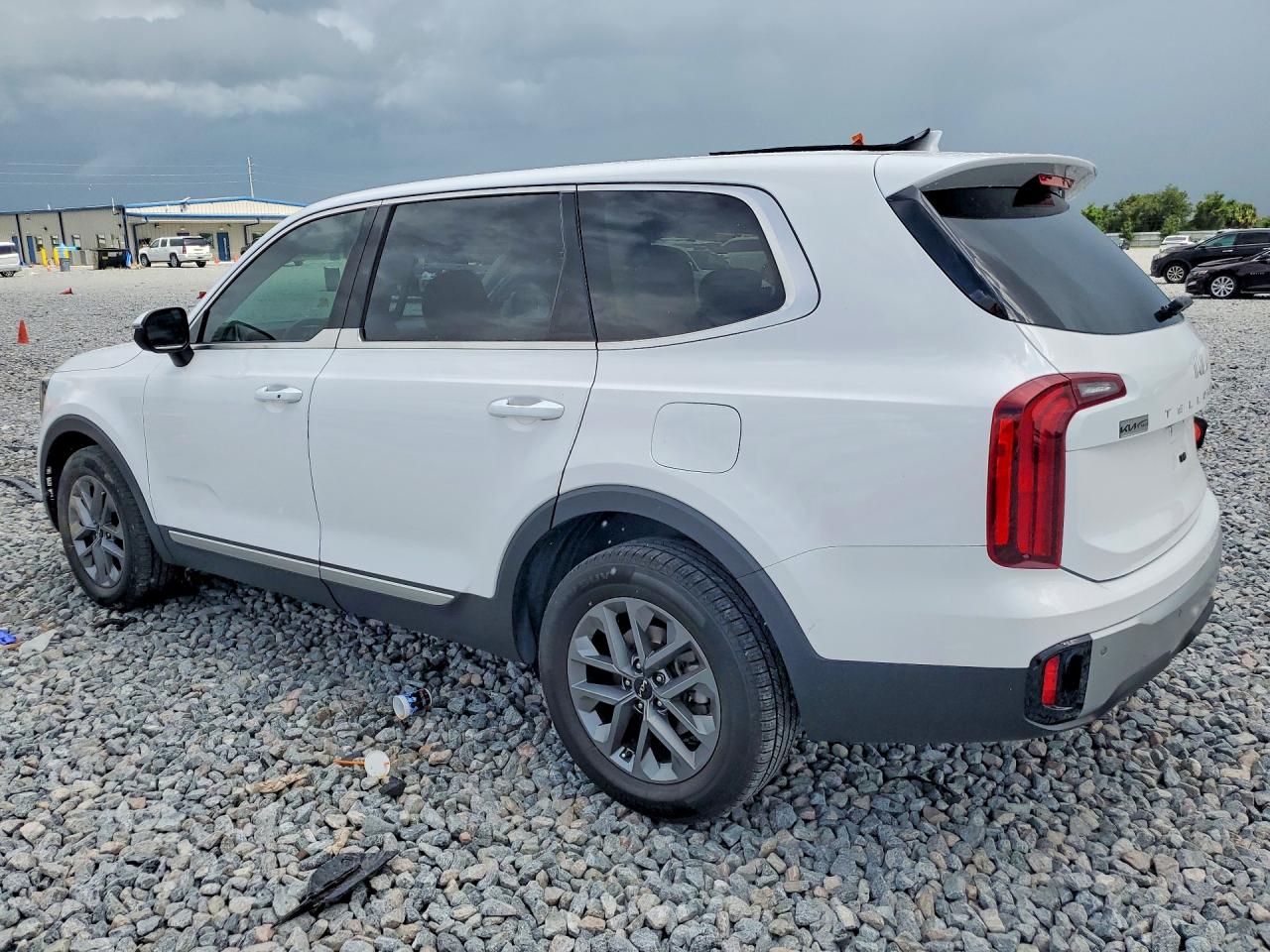 2023 KIA TELLURIDE LX — снимка 2