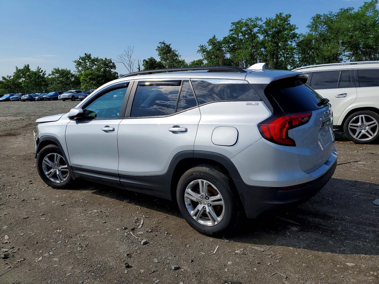 2021 GMC TERRAIN SLE — снимка 2