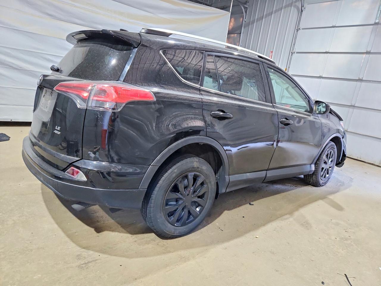 2016 TOYOTA RAV4 LE — снимка 3