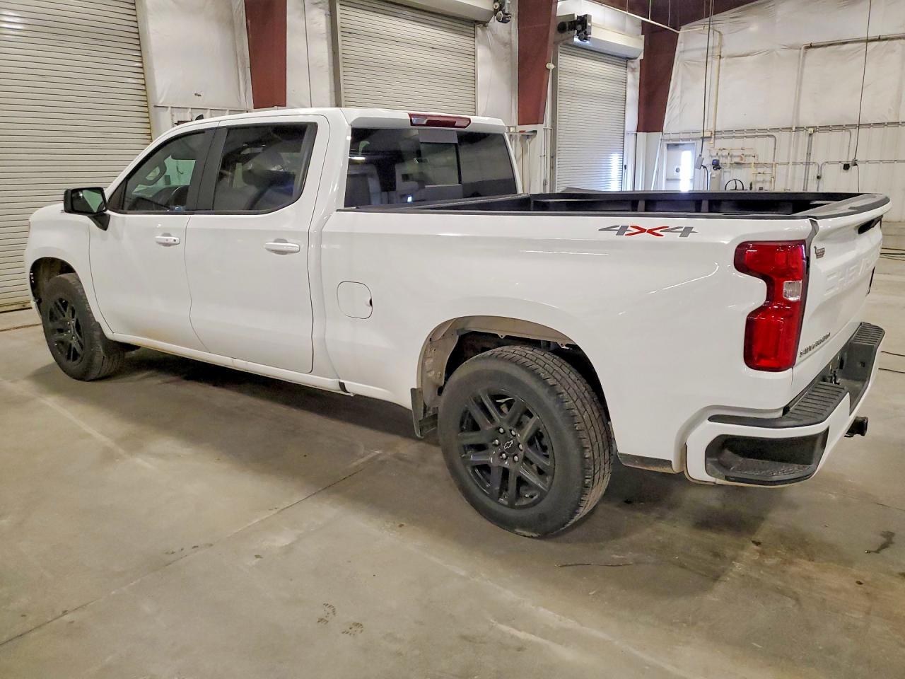 2024 CHEVROLET SILVERADO K1500 RST — снимка 2