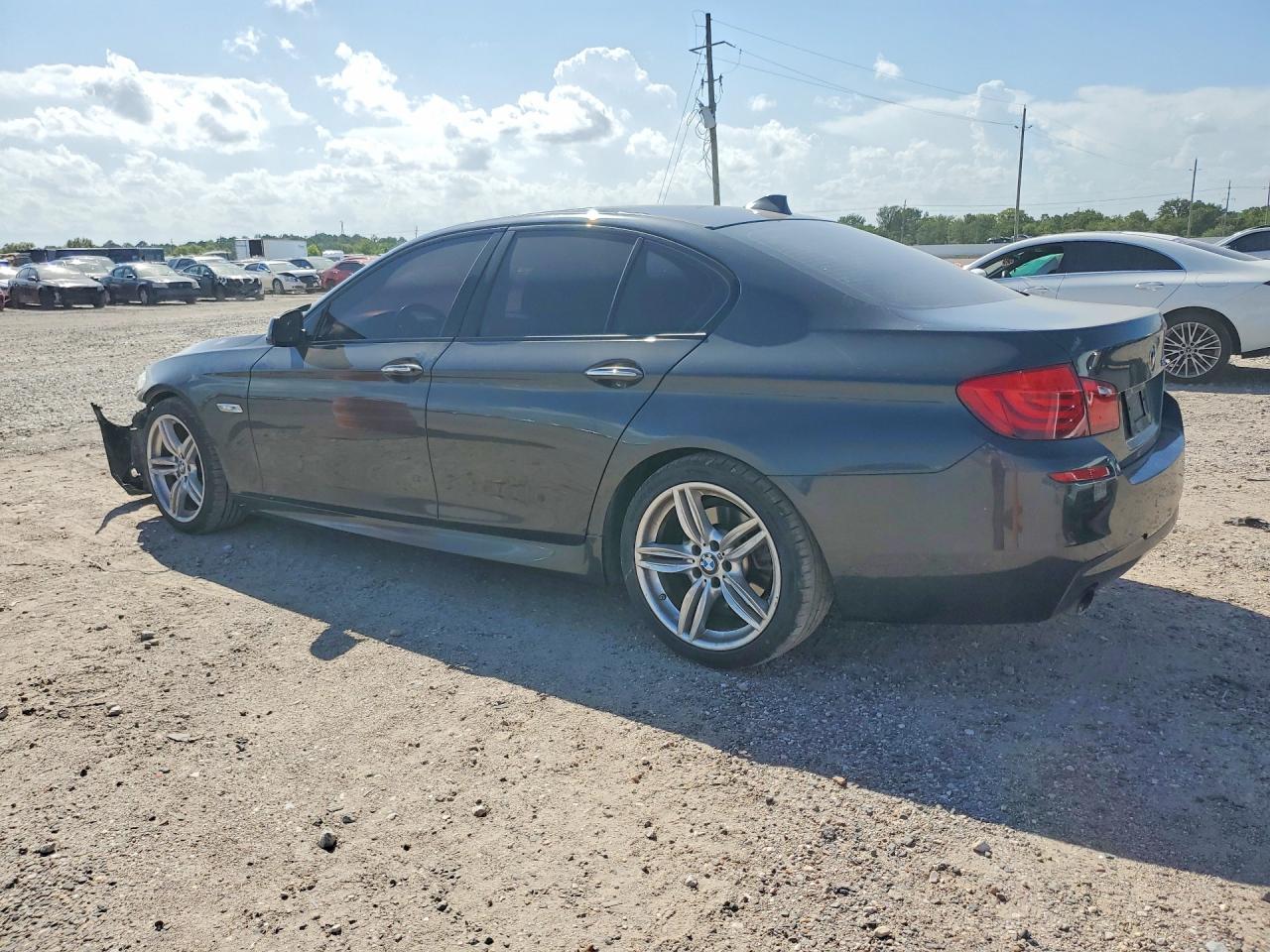 2013 BMW 535 I — снимка 2
