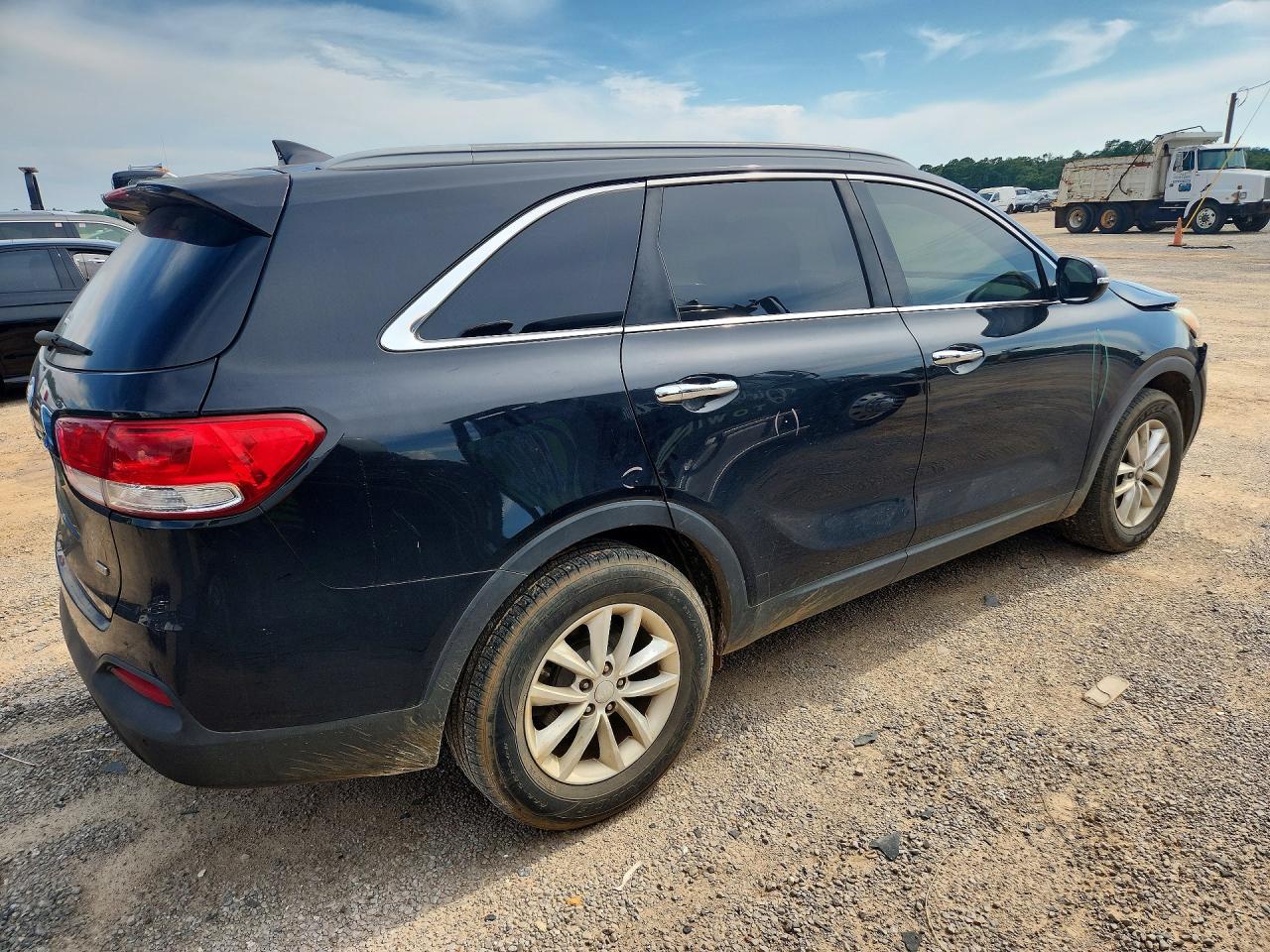 2017 KIA SORENTO LX — снимка 3