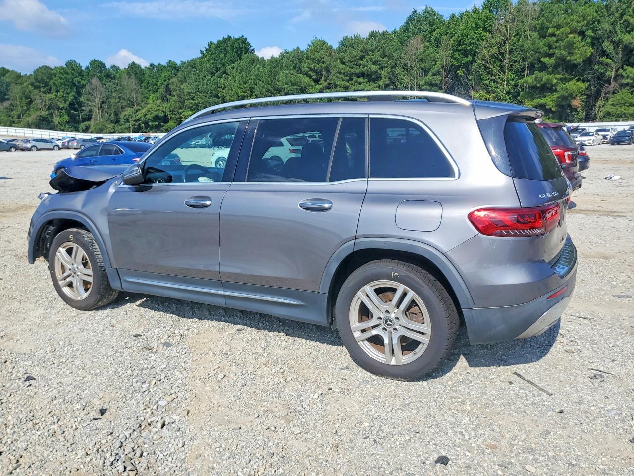 2021 MERCEDES-BENZ GLB 250 4MATIC — снимка 2