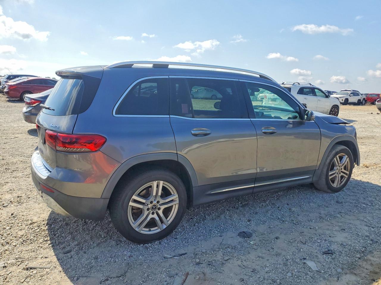 2021 MERCEDES-BENZ GLB 250 4MATIC — снимка 3