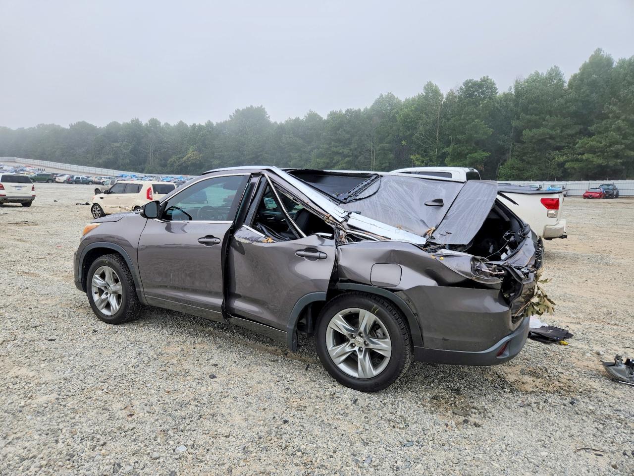 2015 TOYOTA HIGHLANDER LIMITED PLATINUM — снимка 2