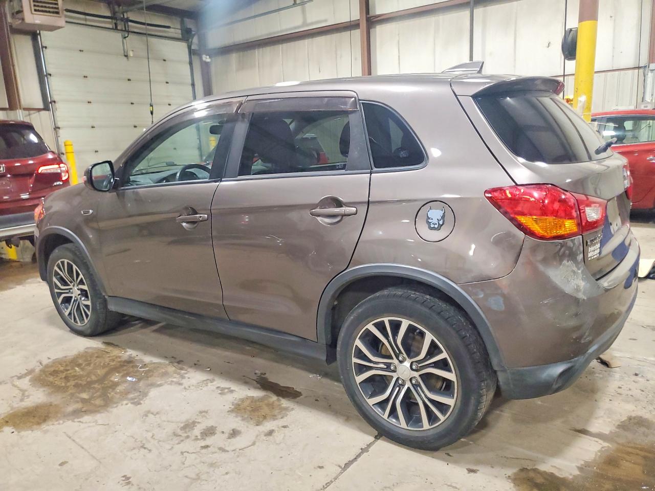 2017 MITSUBISHI OUTLANDER SPORT ES — снимка 2
