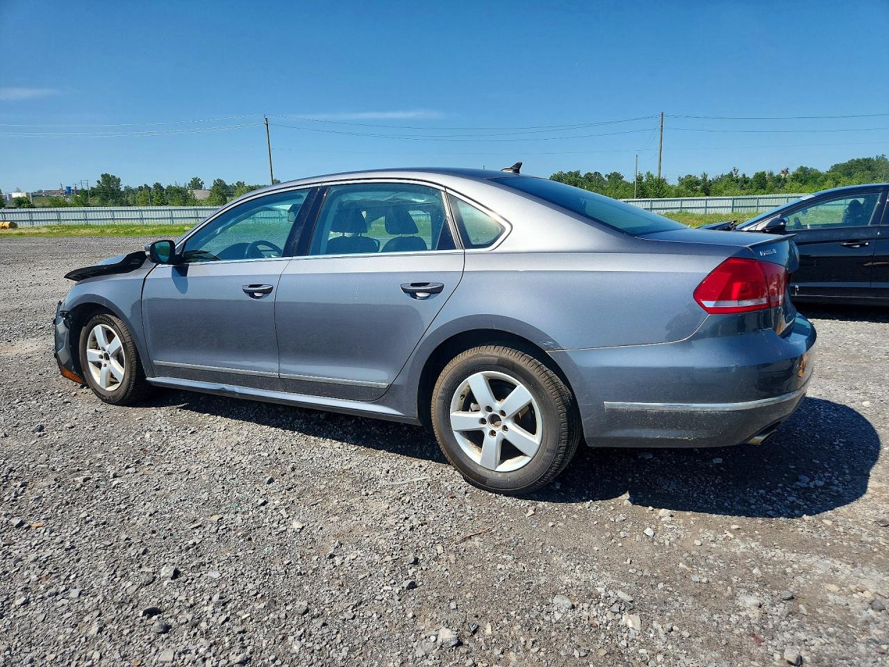 2015 VOLKSWAGEN PASSAT SE — снимка 2
