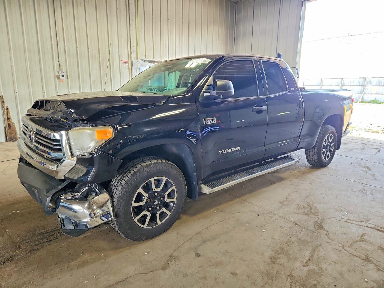 2016 TOYOTA TUNDRA SR5