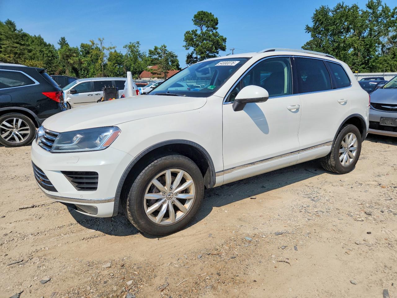 2016 VOLKSWAGEN TOUAREG SPORT