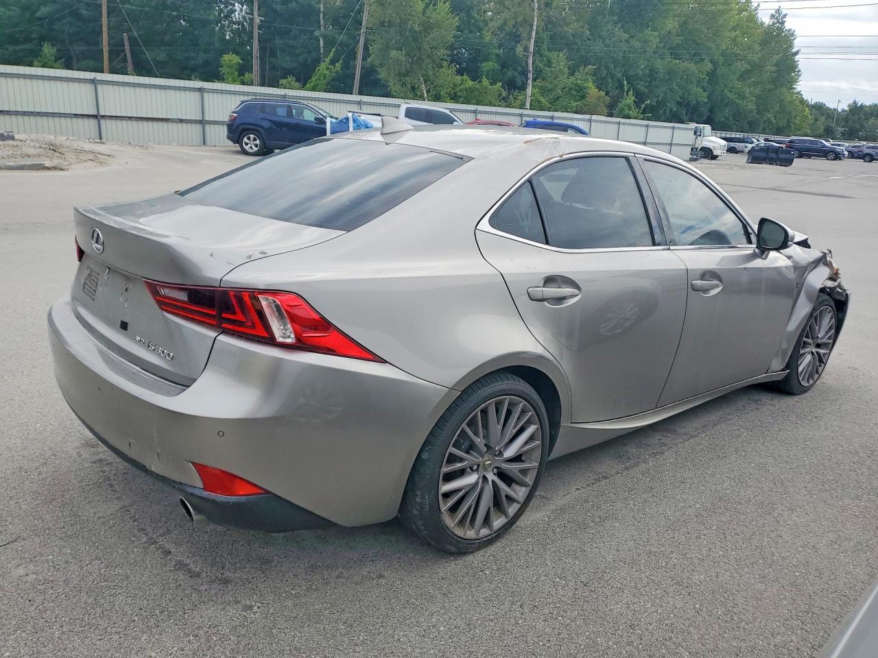 2016 LEXUS IS 300 — снимка 3