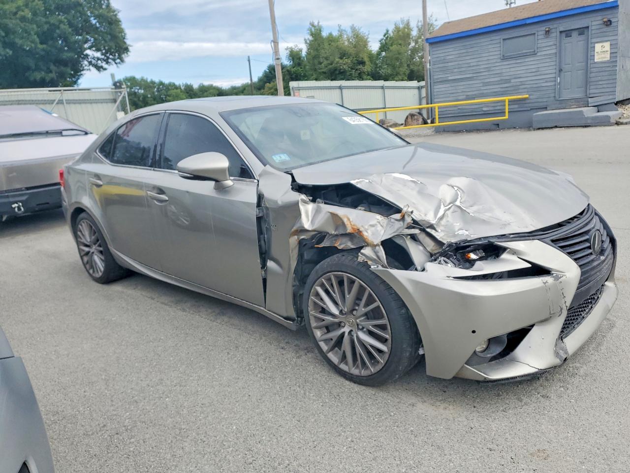2016 LEXUS IS 300 — снимка 4
