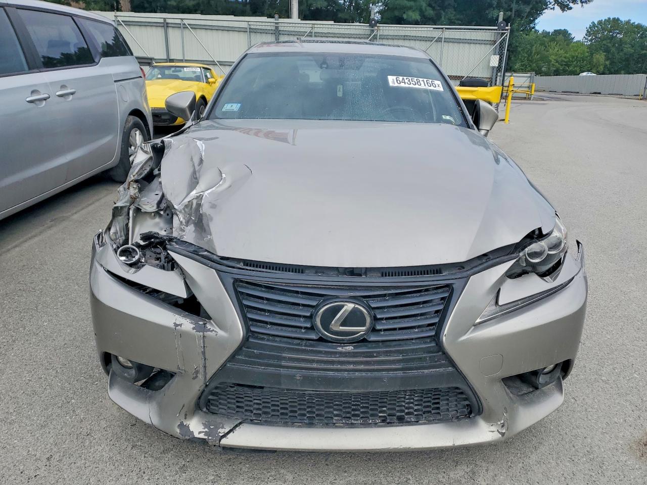 2016 LEXUS IS 300 — снимка 5