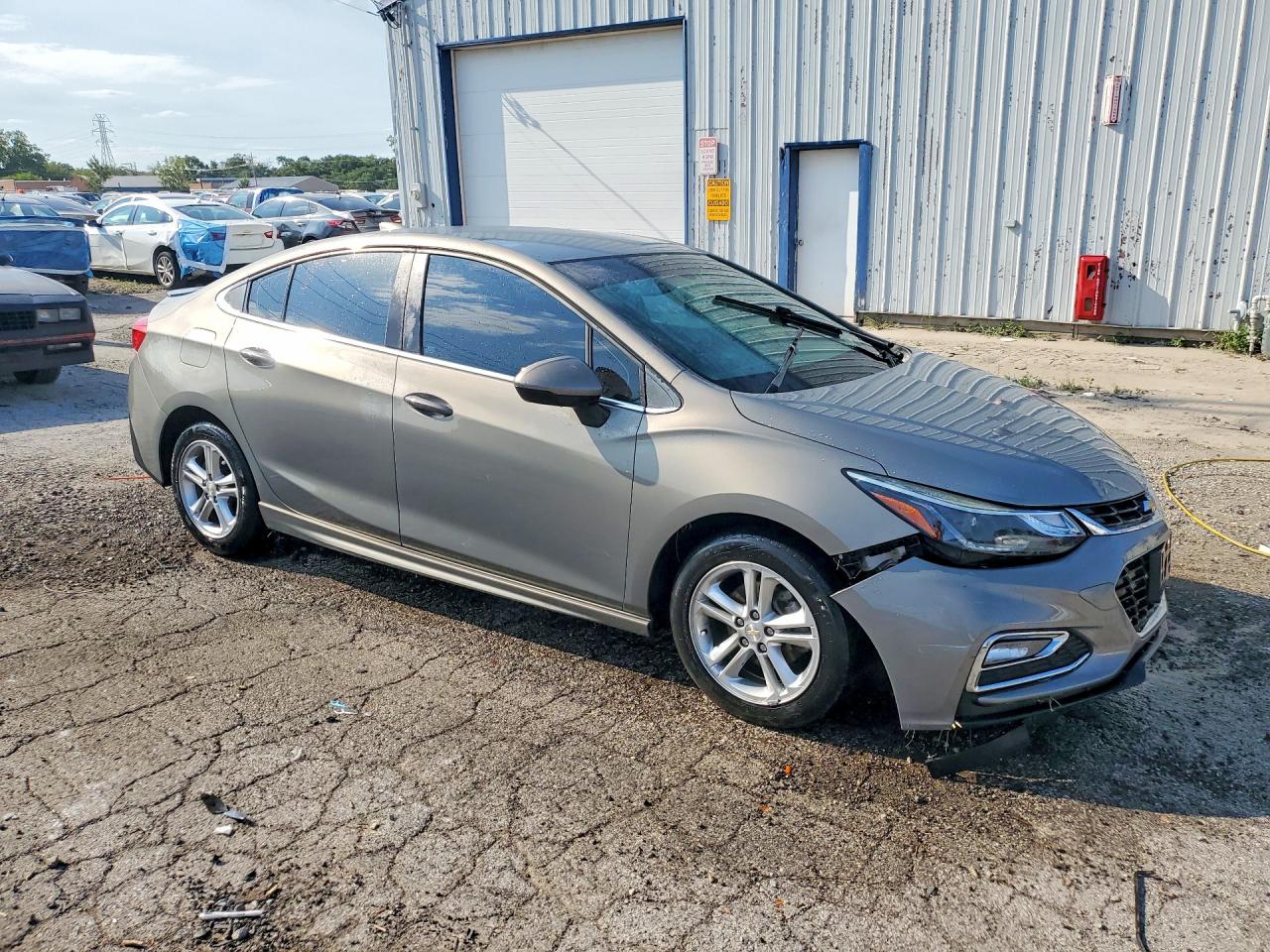 2017 CHEVROLET CRUZE LT — снимка 4