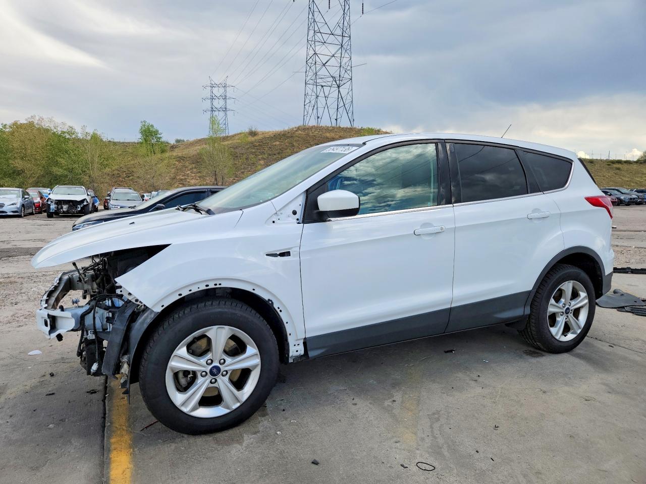2016 FORD ESCAPE SE