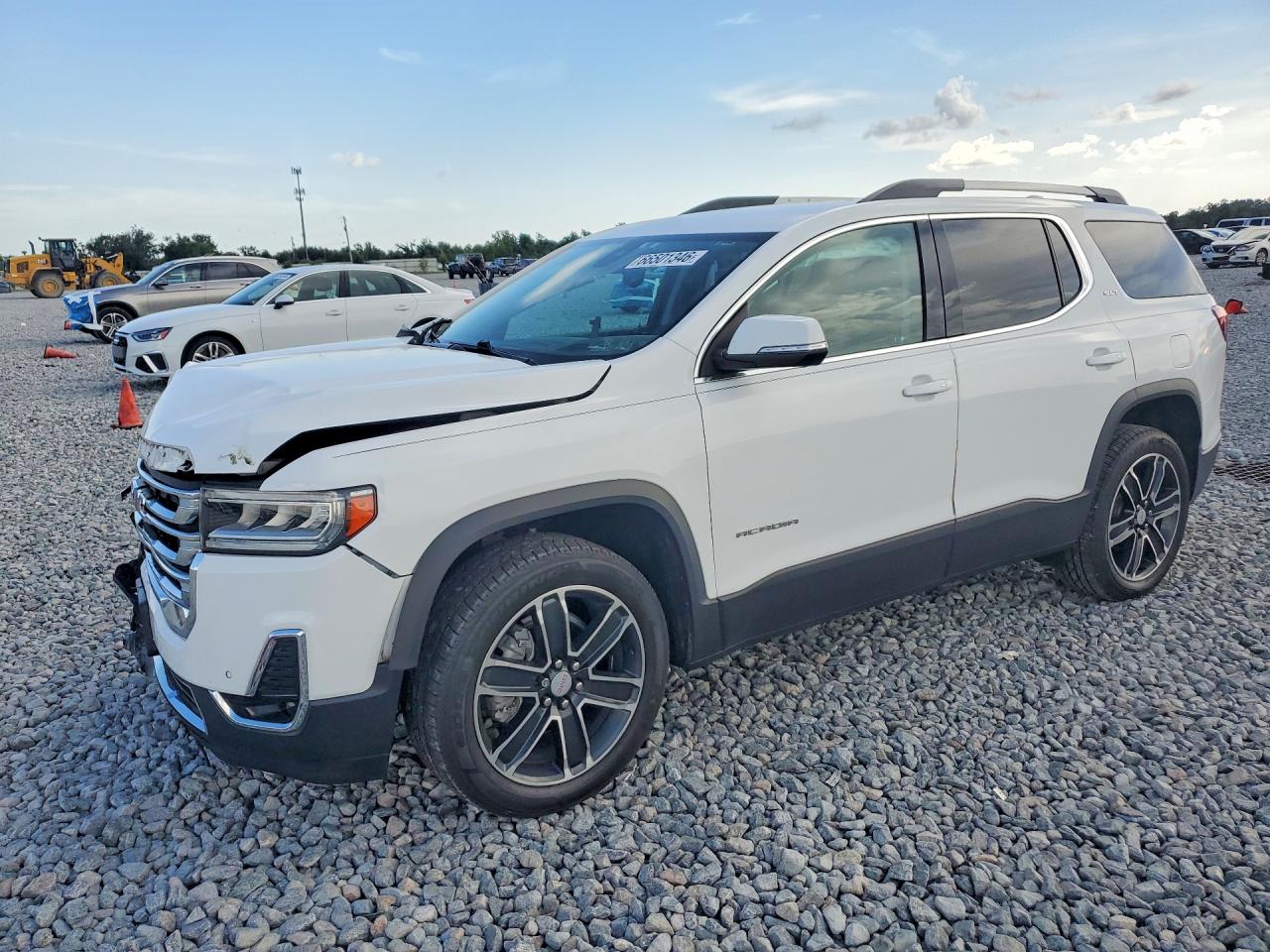 2022 GMC ACADIA SLT