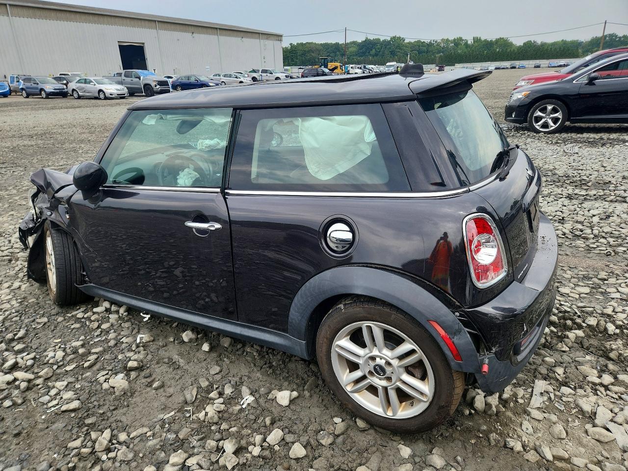 2013 MINI COOPER S — photo 2