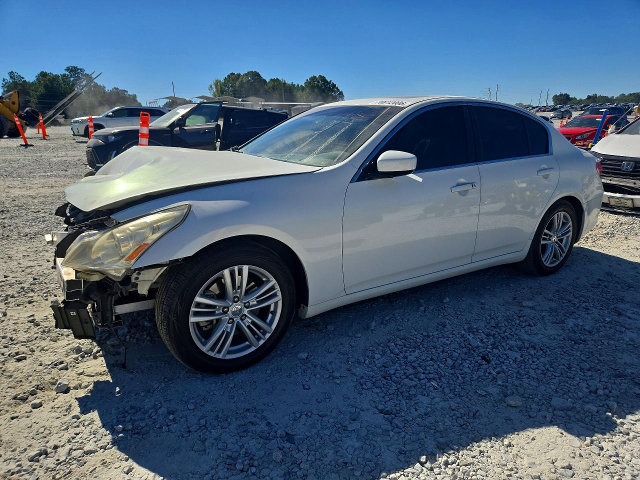 2013 INFINITI G37
