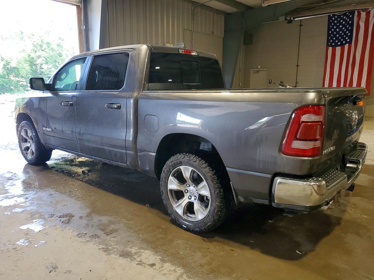 2023 RAM 1500 LARAMIE — снимка 2