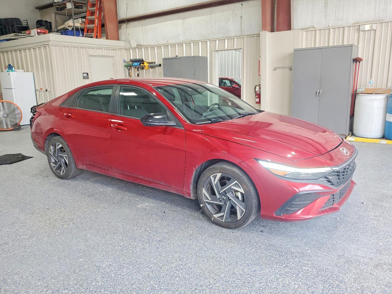 2025 HYUNDAI ELANTRA SEL SPORT — снимка 4