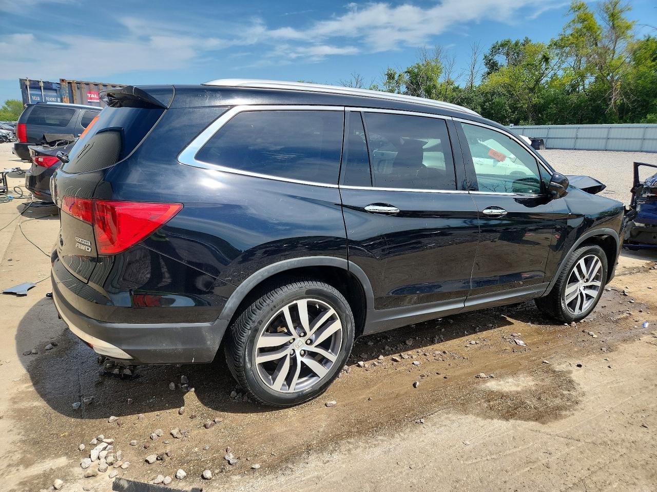 2017 HONDA PILOT TOURING — снимка 3