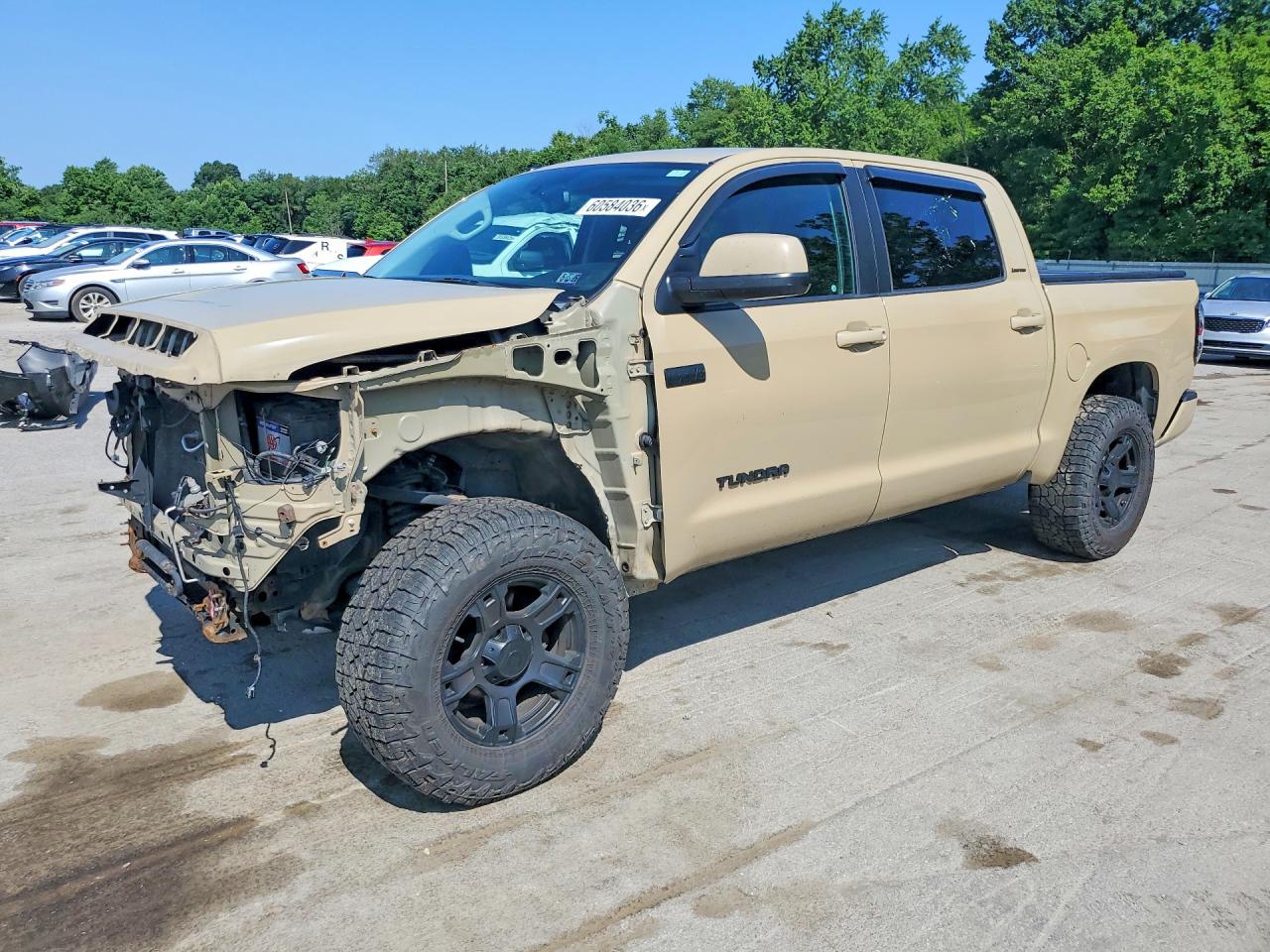 2017 TOYOTA TUNDRA CREWMAX LIMITED