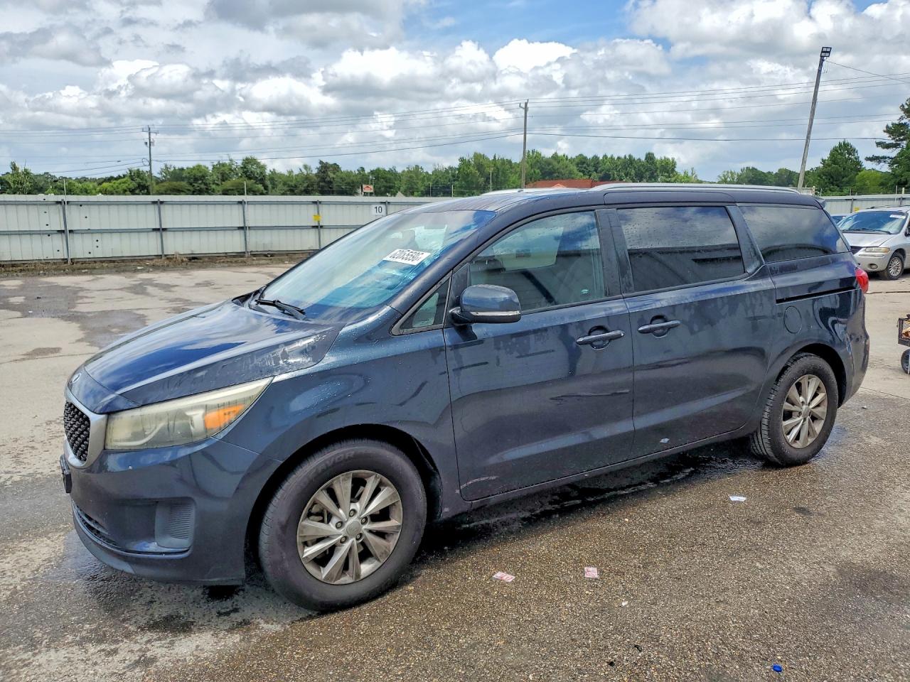 2015 KIA SEDONA LX